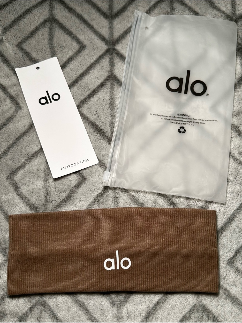 ALO Yoga Ribbed Tan Headband with White Logo